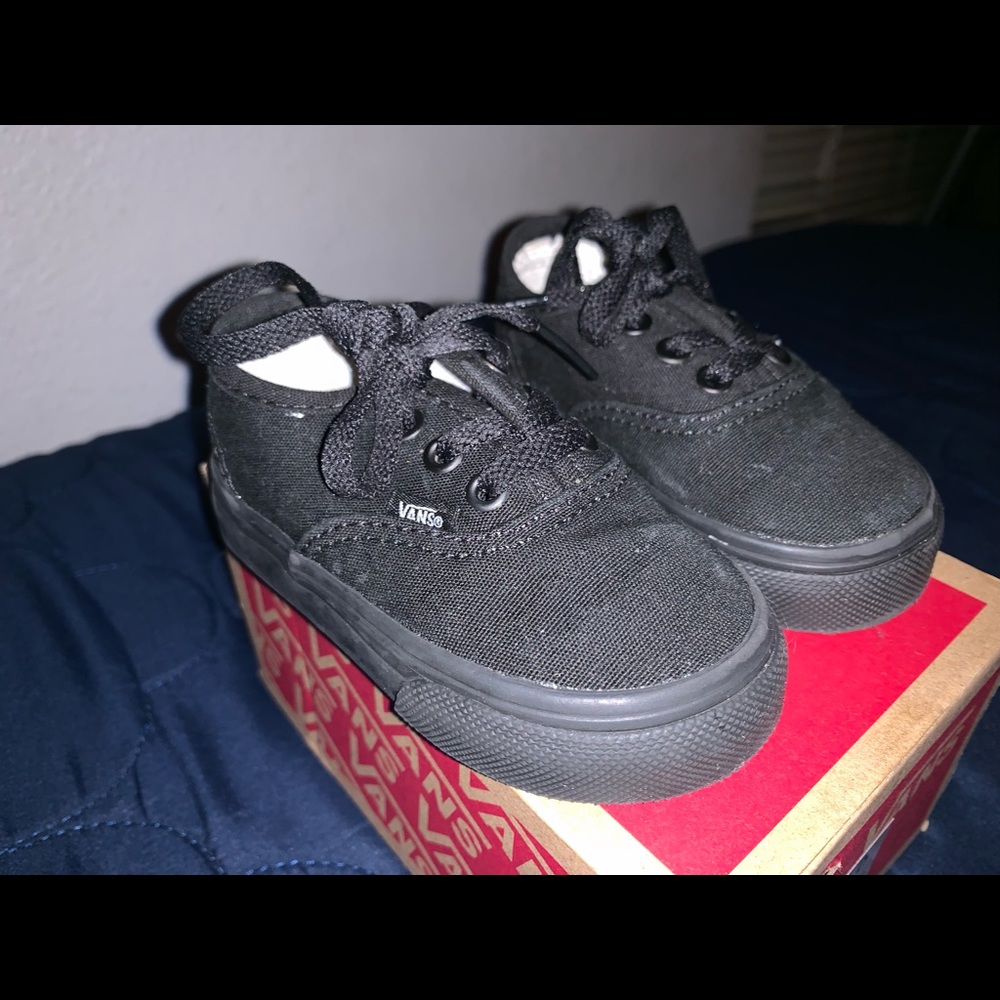 Toddler Authentic Vans - Picture 3 of 4